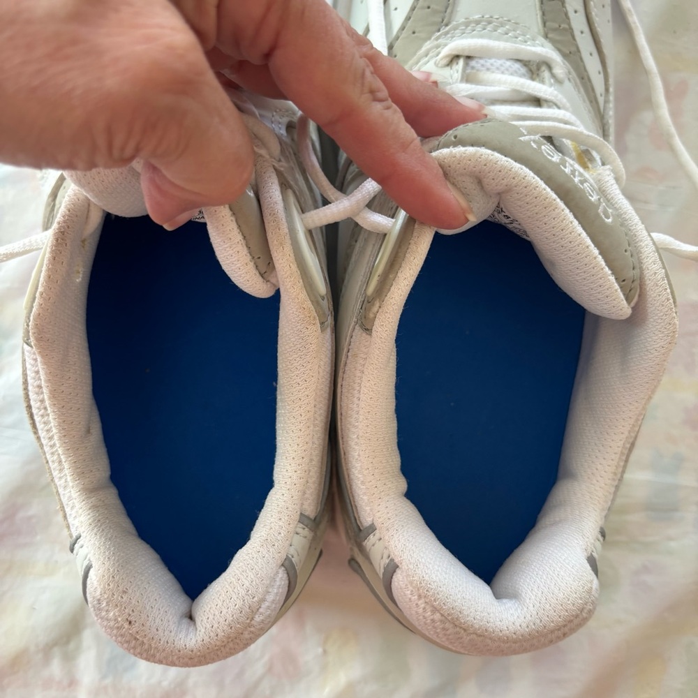 Aetrex X821 Leather White and Gray Sneakers Walking Shoes SZ 8 W Worn 2X - Picture 11 of 15